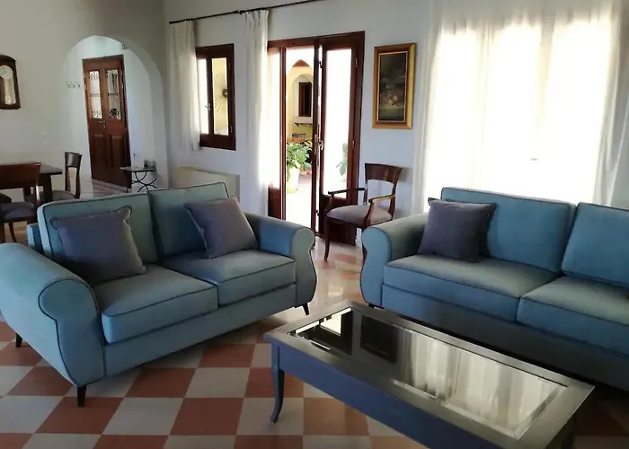 Maro Villa *